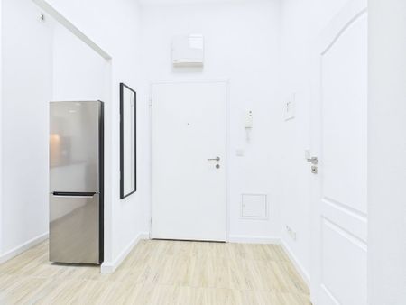 Kawalerka z garażem w cenie PKP Okęcie Okazja! - Фото 2