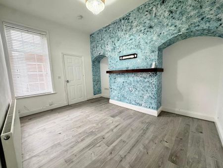 2 bedroom terraced house to rent - Photo 4