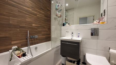 1 bedroom apartment to rent - Photo 4