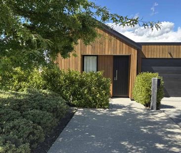 Beautiful 3-Bedroom Home for Rent – Comfort, Style & Privacy - Photo 3