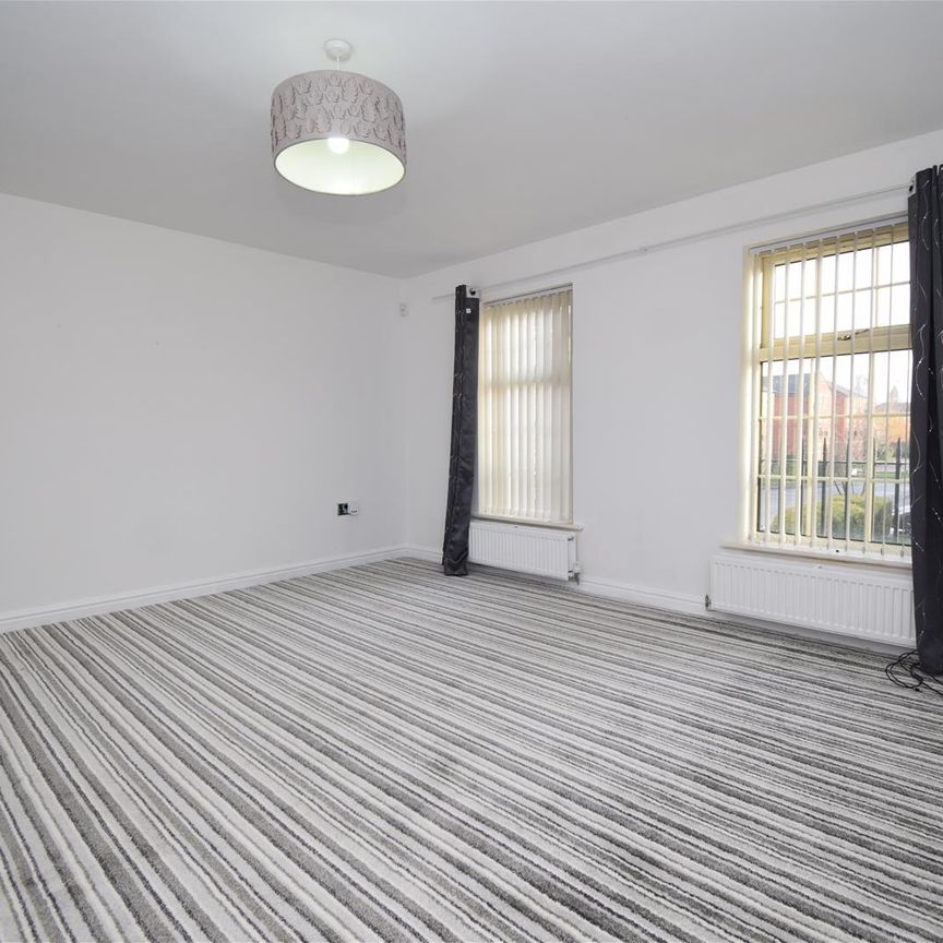 The Point, Wakefield - Photo 1