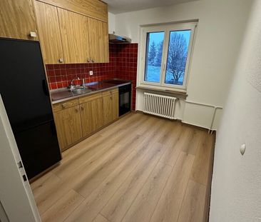 Cozy with a green film - Photo 3