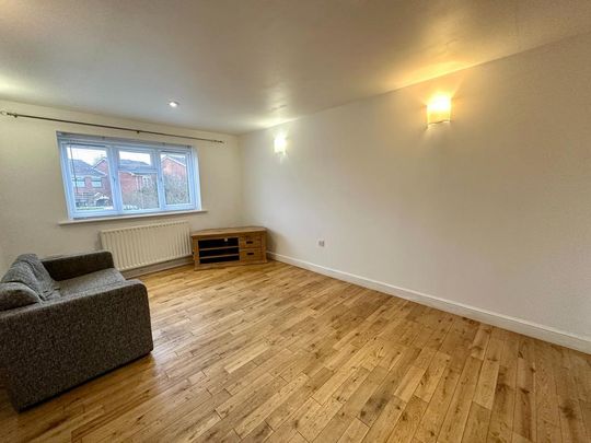 3 bedroom semi-detached house to rent - Photo 1