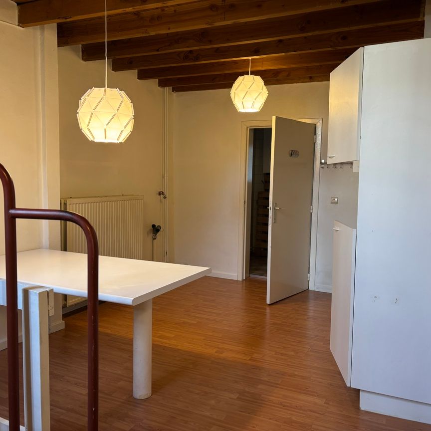 - GENT - Unieke loft in Gent centrum met 1 slpk - Photo 1