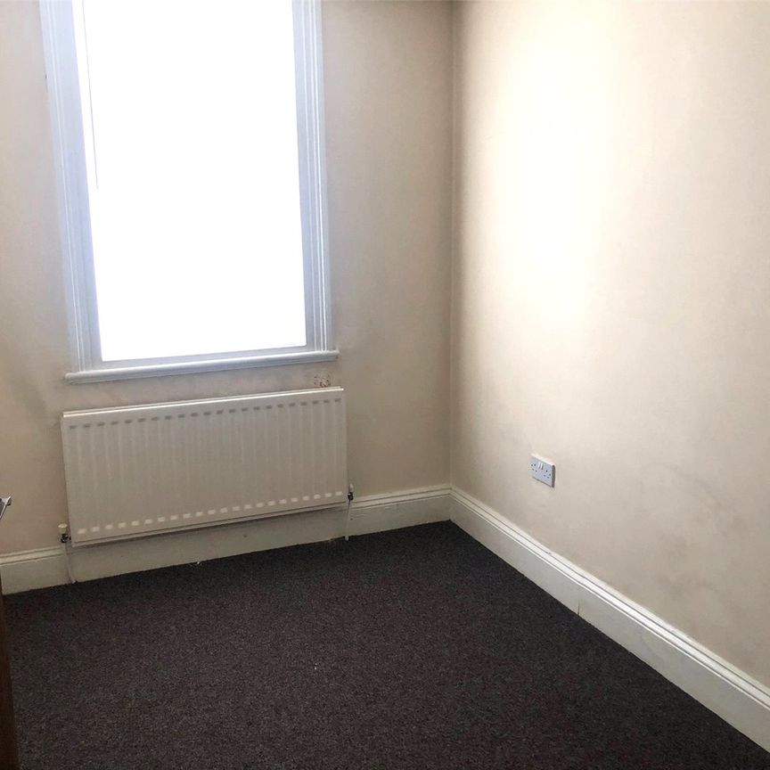 2 Bedroom Ground Flat - Photo 1