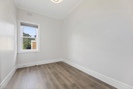 1/467 Glenferrie Road, Kooyong. - Photo 3