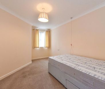 1 bedroom penthouse to rent - Photo 5