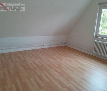 Exposé 2693 • Sie suchen eine zentrumsnahe 3 ZKB-Dachgeschosswohnun... - Photo 3