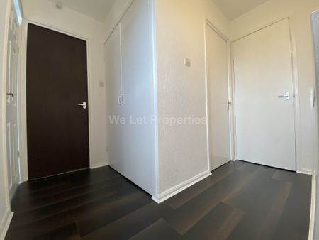 Price £1,600 pcm - Available Now - Unfurnished - Photo 2