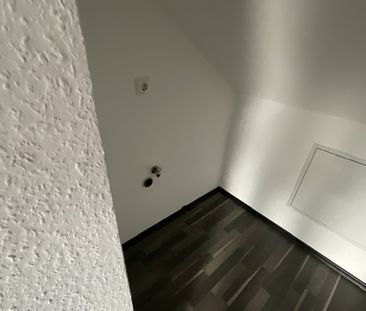 Renovierte 1-Zimmer-Wohnung in Rotenburg mit Laminat und neuem Dusc... - Foto 1