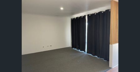 Stunning and Contemporary Home - Photo 4