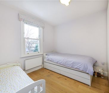 4 bedroom terraced house to rent - Photo 4