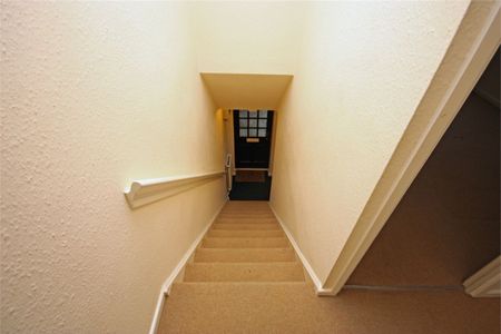 Portland Court, Sherwood, Nottingham, NG5 - Photo 2