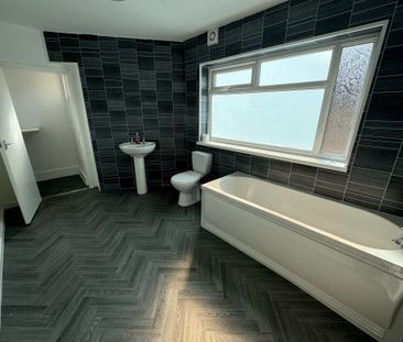 Chanterlands Avenue, Hull - Photo 5