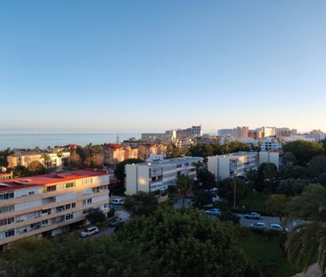 Piso de alquiler en Avenida Carlota Alessandri, 184, Montemar - Photo 2