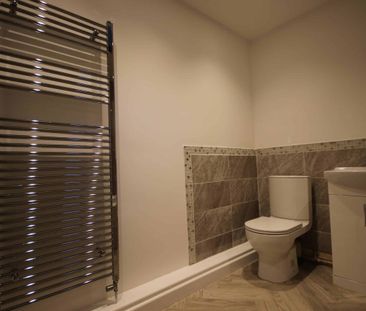 Kirkhall Lane - Photo 2