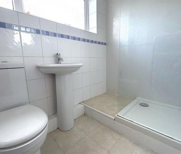 3 Bedroom Mews To Let - Photo 2