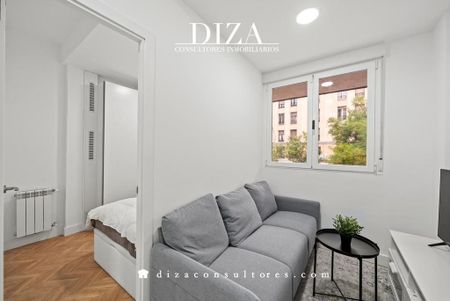 Luxury Flat for rent in Madrid, Autonomous Region of Madrid - Photo 2