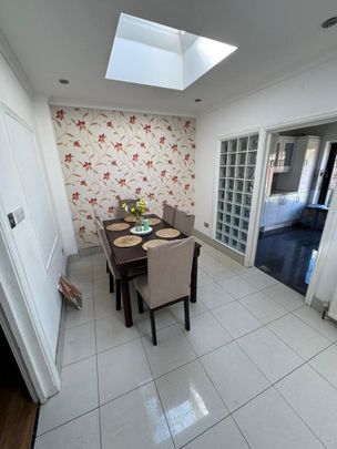 Room in a Shared House, Colombo Rd, IG1 - Photo 1