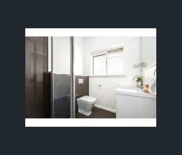 Low-Maintenance Living in a Prime Lifestyle Pocket - Photo 6