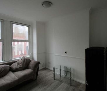 Wealdstone, HA3 - Photo 1