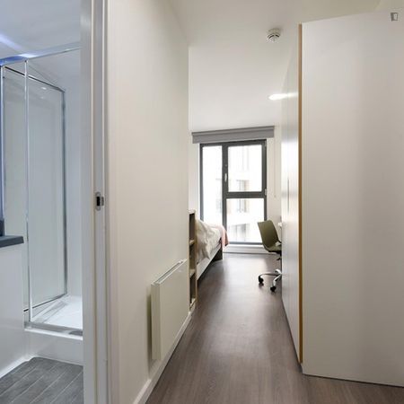 Glasgow | Private room | 559819 | close to the City of Glasgow College - Photo 3