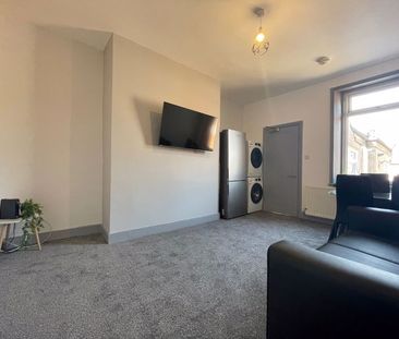 Inskip Terrace, Gateshead - Photo 2