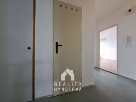 Pronájem pěkného bytu 2+1 s příjemným výhledem, šatnou a 2x balkon, CP 56 m - Fotografie 5