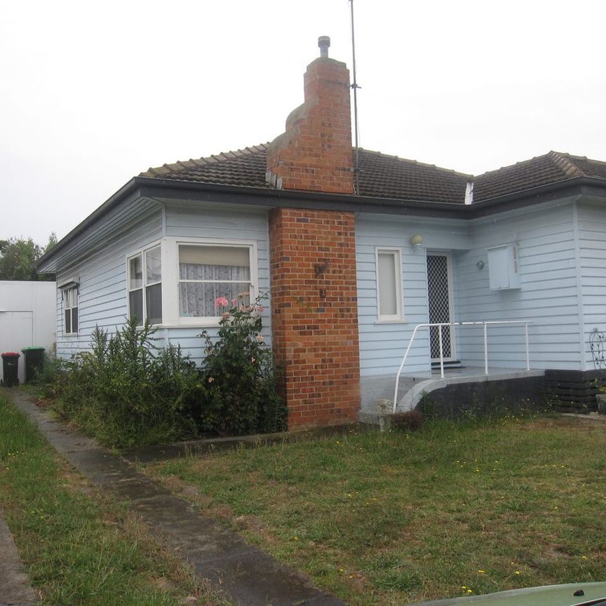 1 Roger Street, Morwell, Vic 3840 - Photo 1