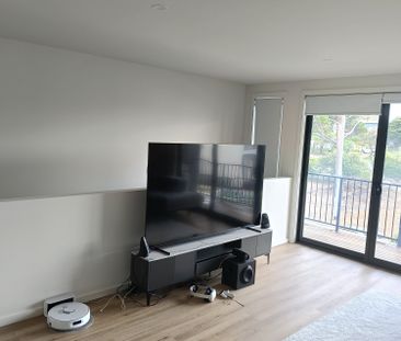 Sunshine North - Photo 2