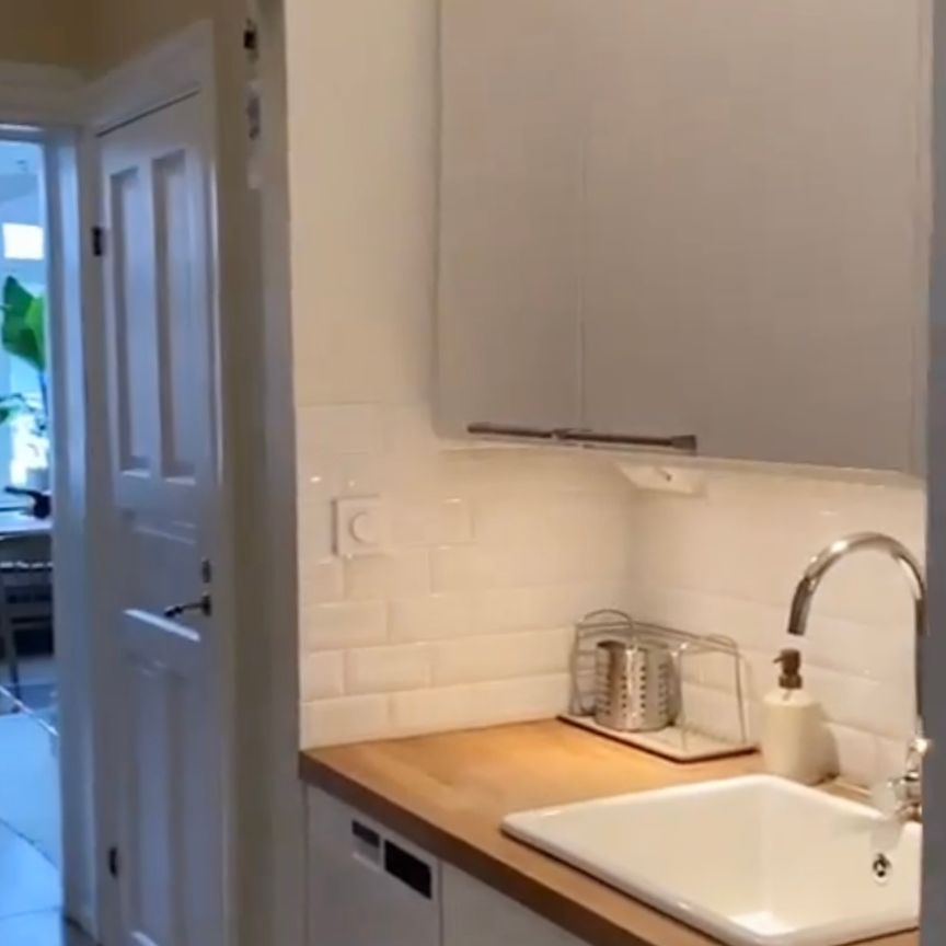 Valhallavägen, Stockholm - Photo 1