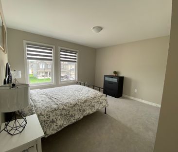 For Lease - 218 Prescott Drive, Clearview, Ontario - Photo 5