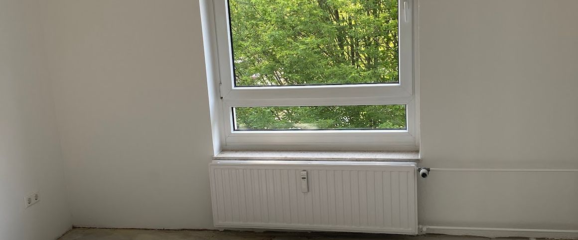 Großzügige 3-Zimmer-Wohnung mit zwei Loggien // 2.OG rechts - Photo 1