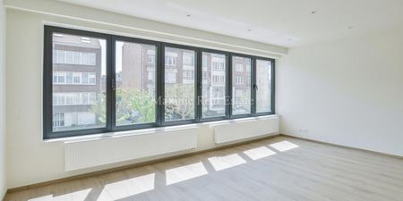 Appartement te huur in Sint-Pieters-Woluwe voor € 1.900 met 2 slaapkamers - Foto 4