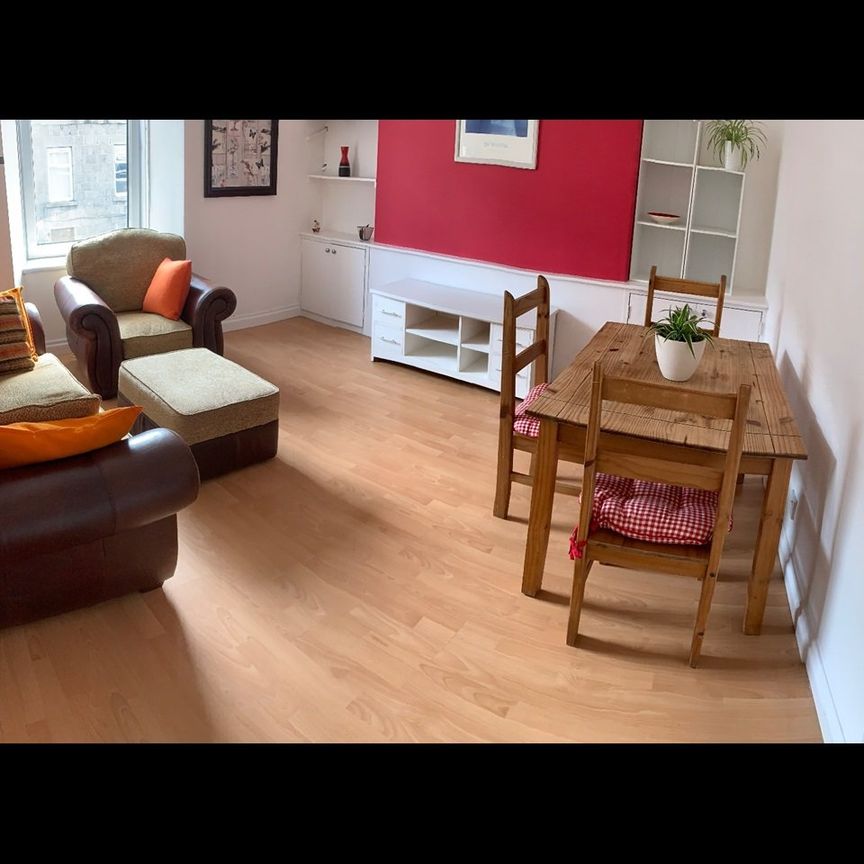 2 Bed Flat, Lamond Place, AB25 - Photo 1