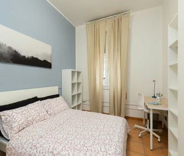 Via Cairoli, Bologna, Emilia-Romagna 40121 - Photo 5