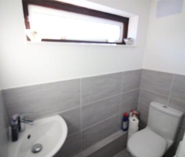 1 bedroom property to rent - Photo 3