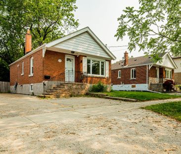 For Lease - 32 Florens Avenue, Toronto, Ontario - Photo 3