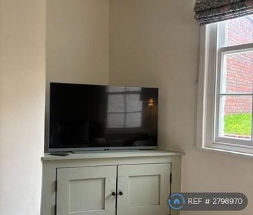 2 bedroom end of terrace house to rent - Photo 3