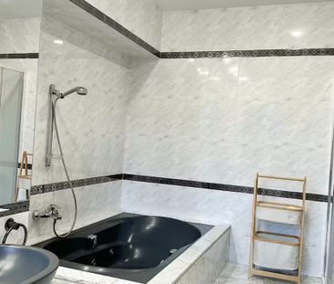 Passeig de Turull, Barcelona, Catalonia 08023 - Photo 2