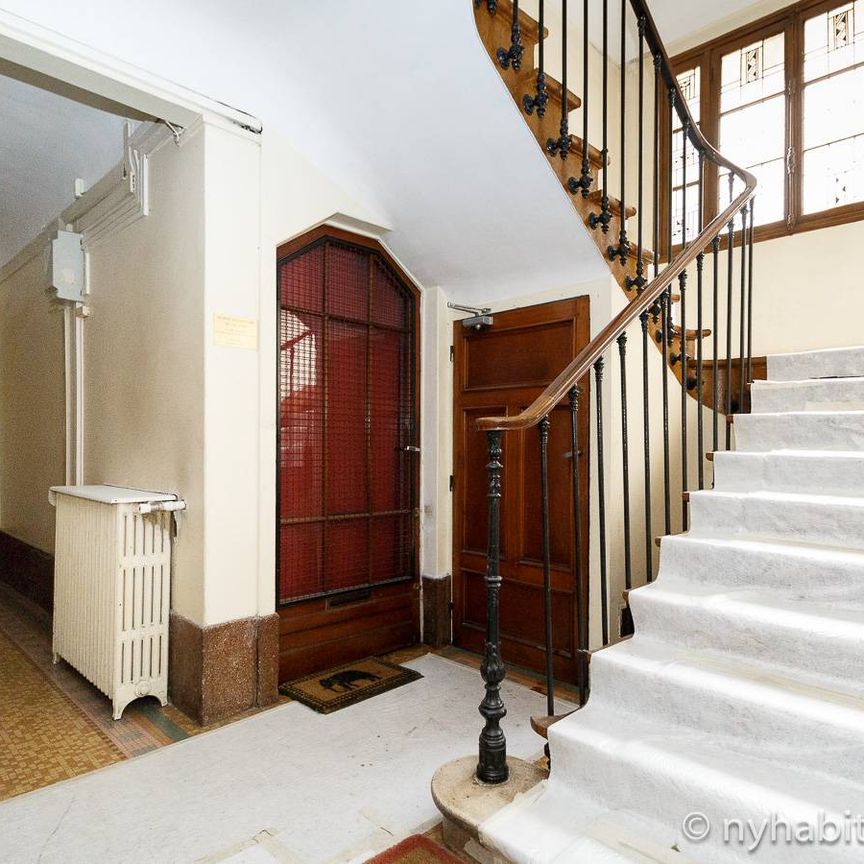Logement à Paris, Location meublée - T2 - Montmartre (PA-3387) - Photo 1