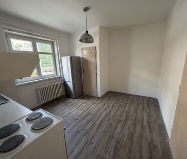Pronájem bytu 3+1 88 m², Říčanského 617, Pelhřimov - Fotografie 1