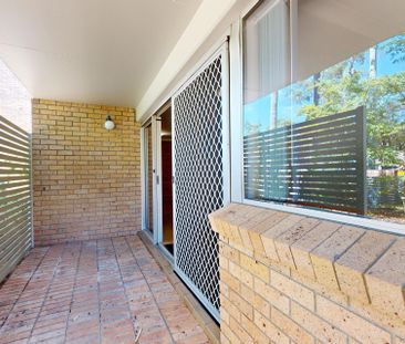 4/208 Brunker Road, Adamstown NSW 2289 - Photo 3