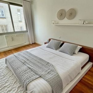 A LOUER - NANTES HYPER CENTRE - Grand T2 Refait à NEUF de 60 m² - Photo 2