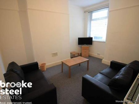 3 bedroom property to rent in Salford - Photo 5