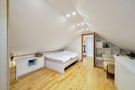 3 bedroom flat to rent - Photo 3