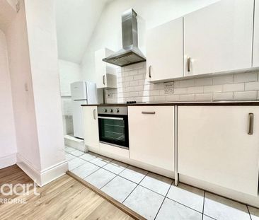 2 bedroom apartment to rent - Photo 5