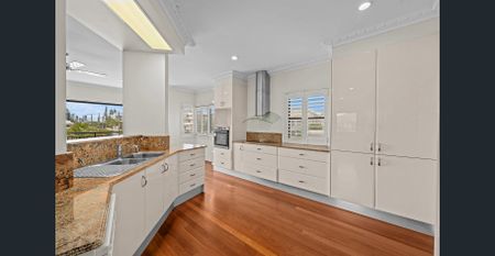 Mediterranean Inspired Villa - Unfurnished - Photo 3