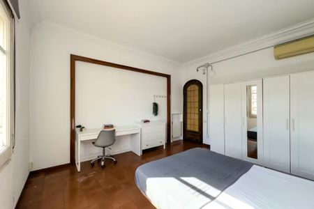 Carrer de València, Barcelona, Catalonia 08029 - Photo 2