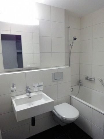 2.5-ZW à 62 m² im 7. OG mit Balkon - Foto 2